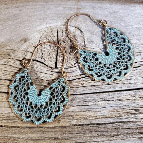 Antique Copper Verdigris Filigree Cutout Open Circle Geometric Patina Earrings - Picture 1 of 6